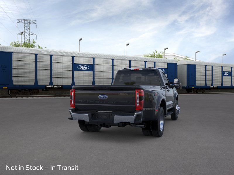2026 Ford F-450 XLT photo 2