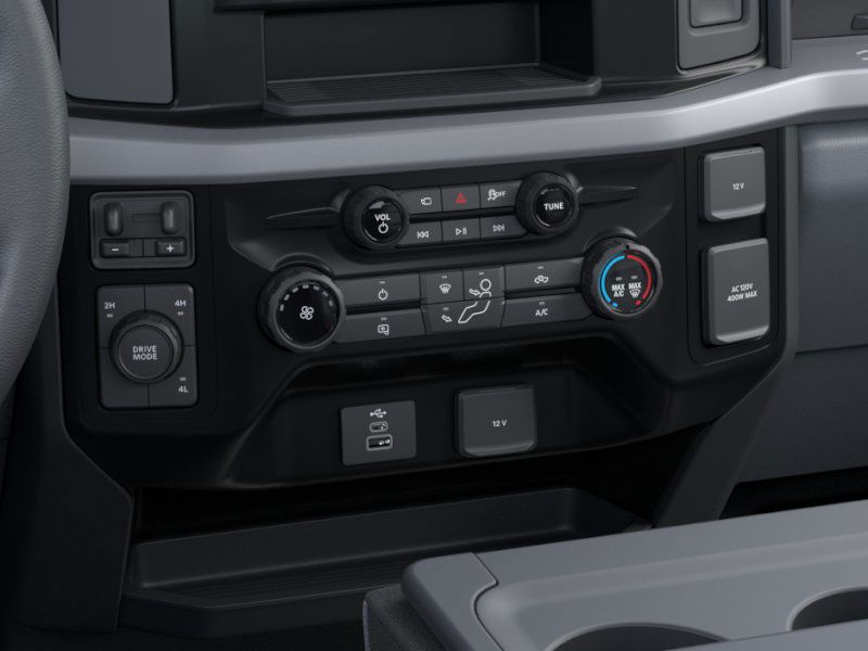2026 Ford F-450 XLT photo 7