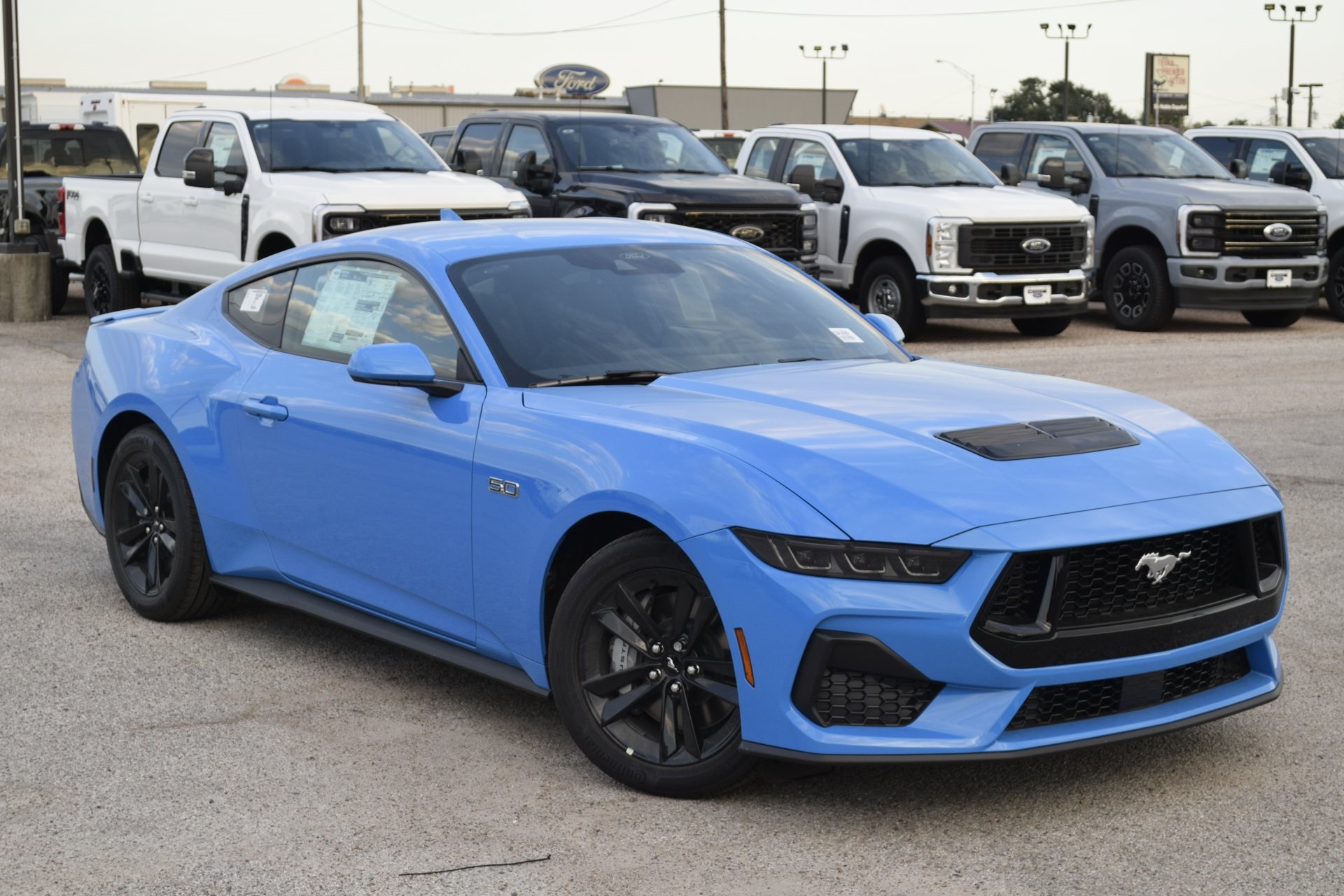 2025 Ford Mustang GT photo 3