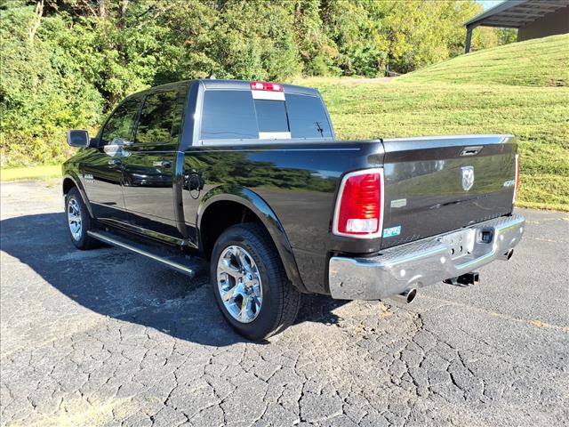 2018 Ram 1500 Laramie photo 2