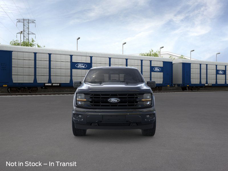 2025 Ford F-150 XLT photo 2