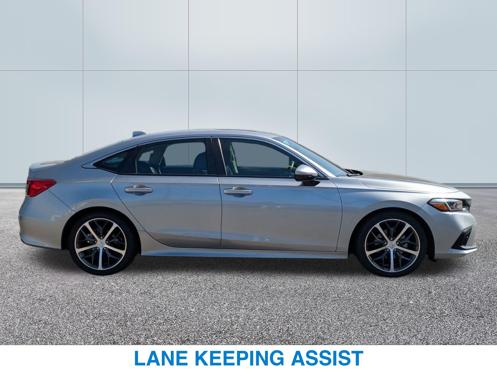 2022 Honda Civic Touring photo 4