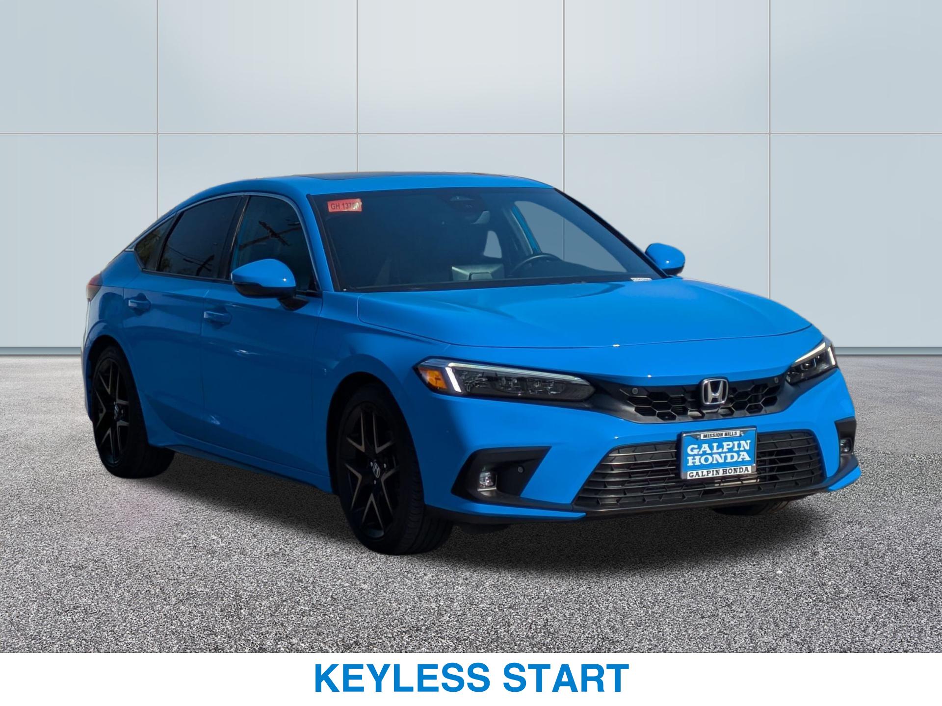 2022 Honda Civic Hatchback Sport Touring photo 3
