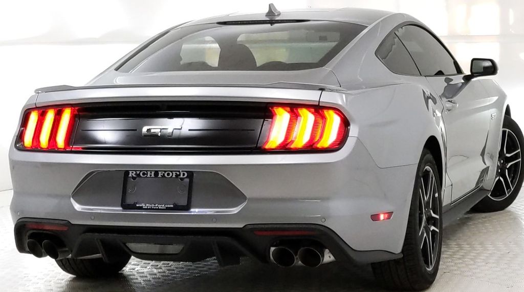 2022 Ford Mustang GT photo 4