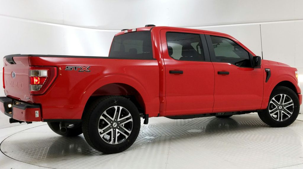 2022 Ford F-150 XL photo 3