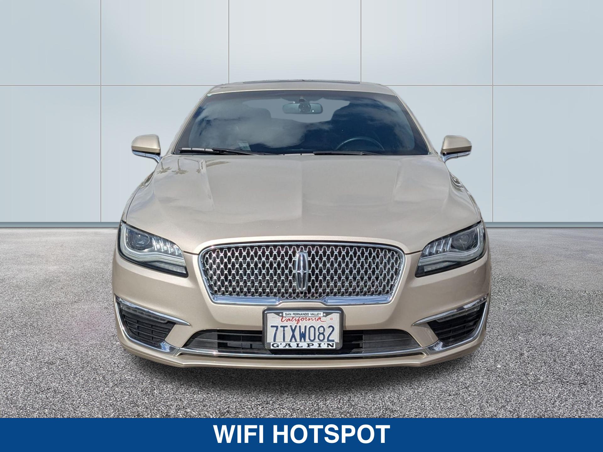 2017 Lincoln MKZ Hybrid Reserve photo 8
