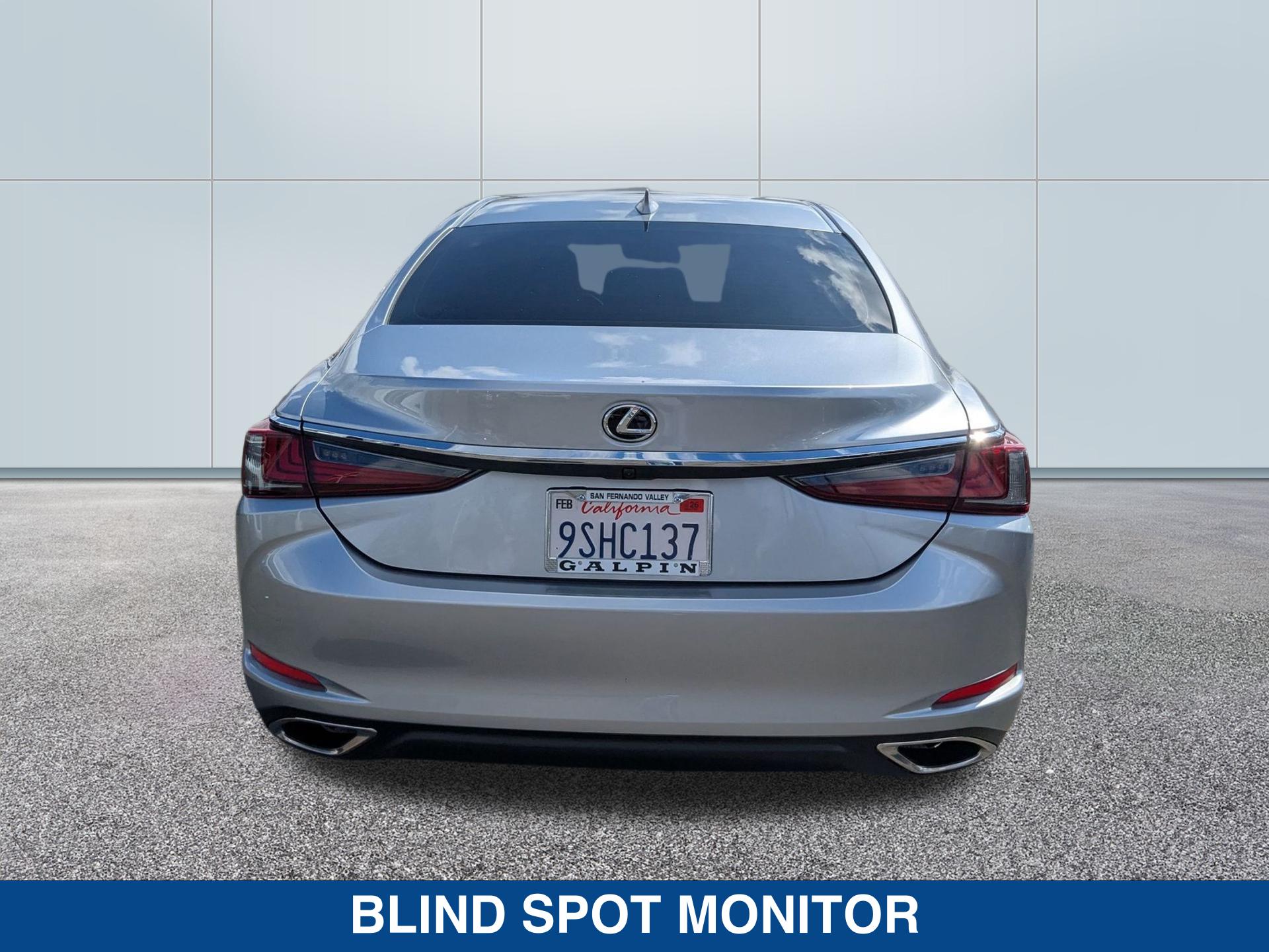 2025 Lexus ES 350 photo 4