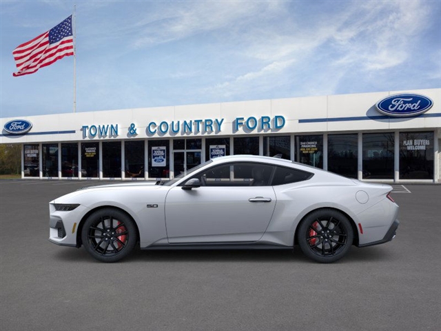 2025 Ford Mustang GT photo 4