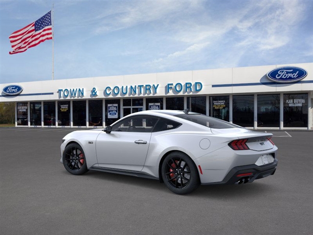 2025 Ford Mustang GT photo 5