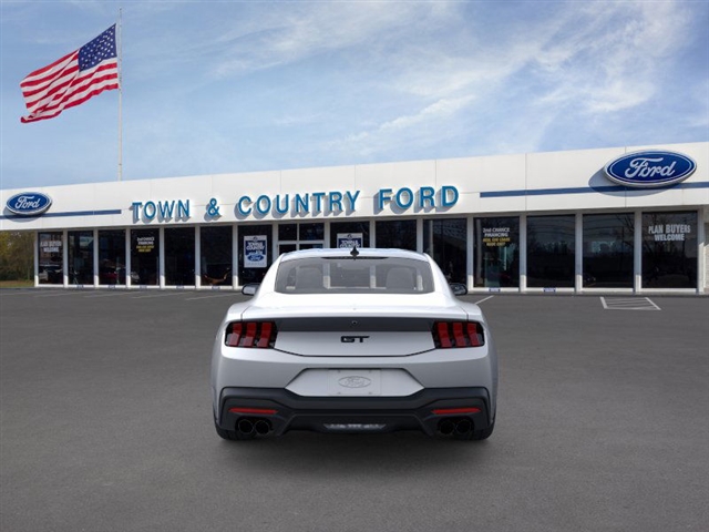 2025 Ford Mustang GT photo 6