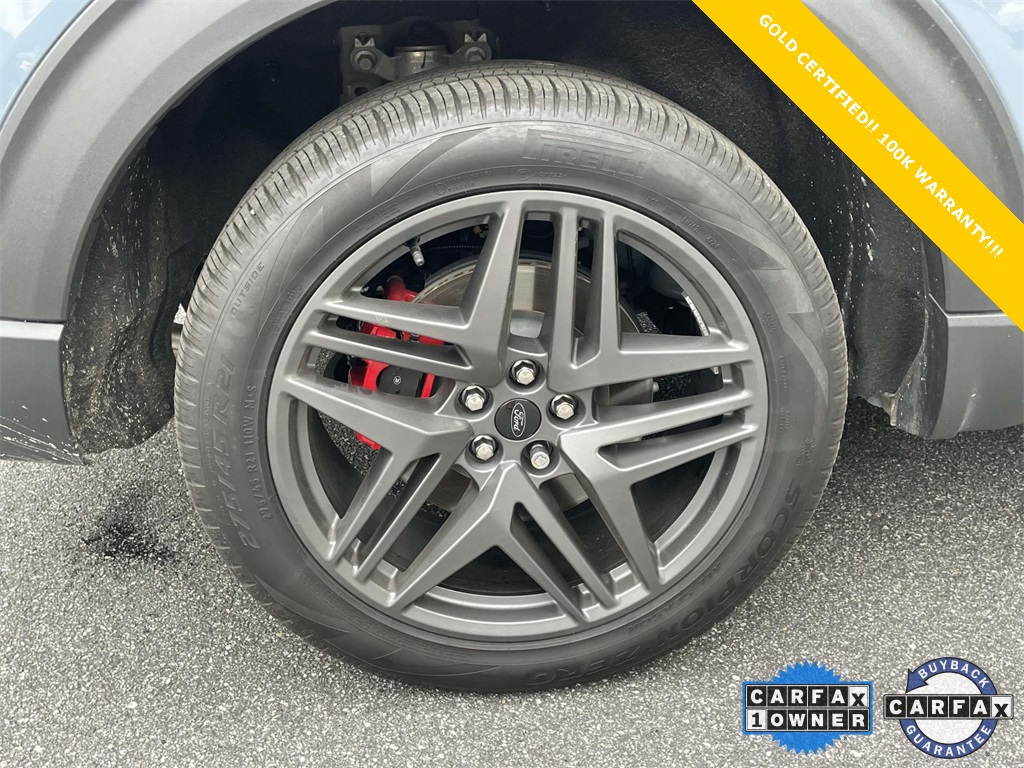 2025 Ford Explorer ST-Line photo 3