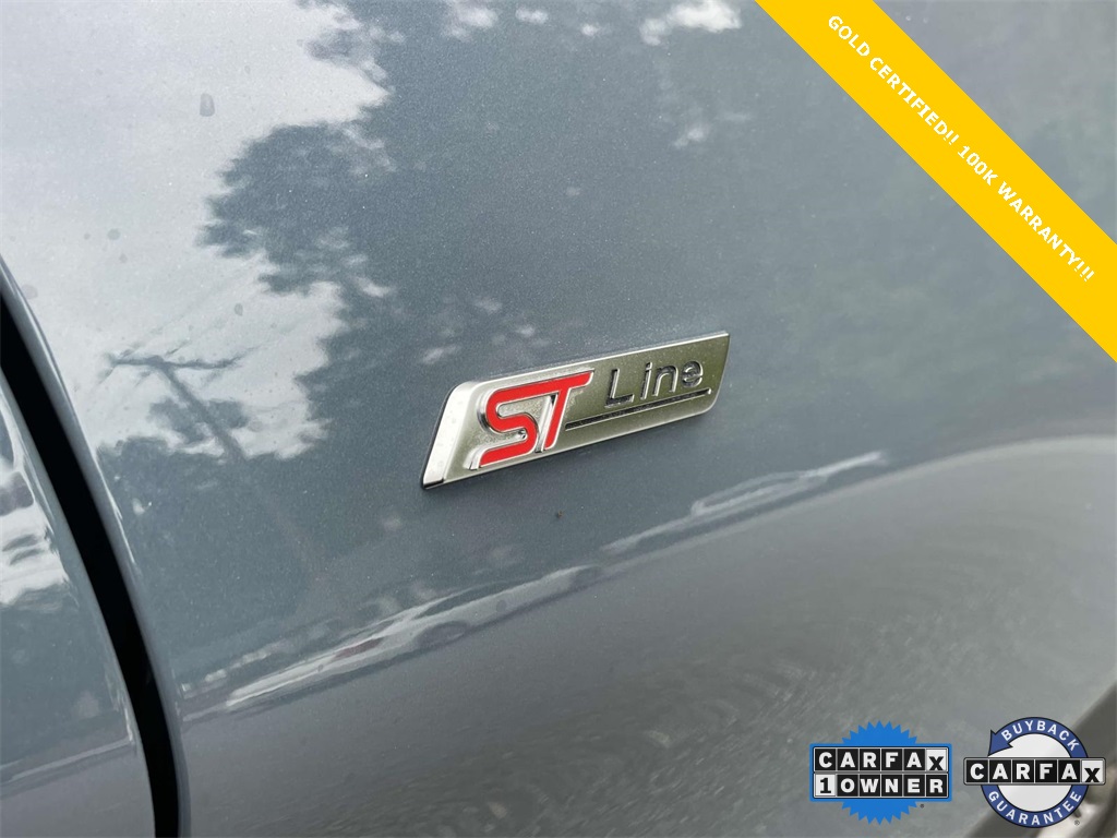 2025 Ford Explorer ST-Line photo 4