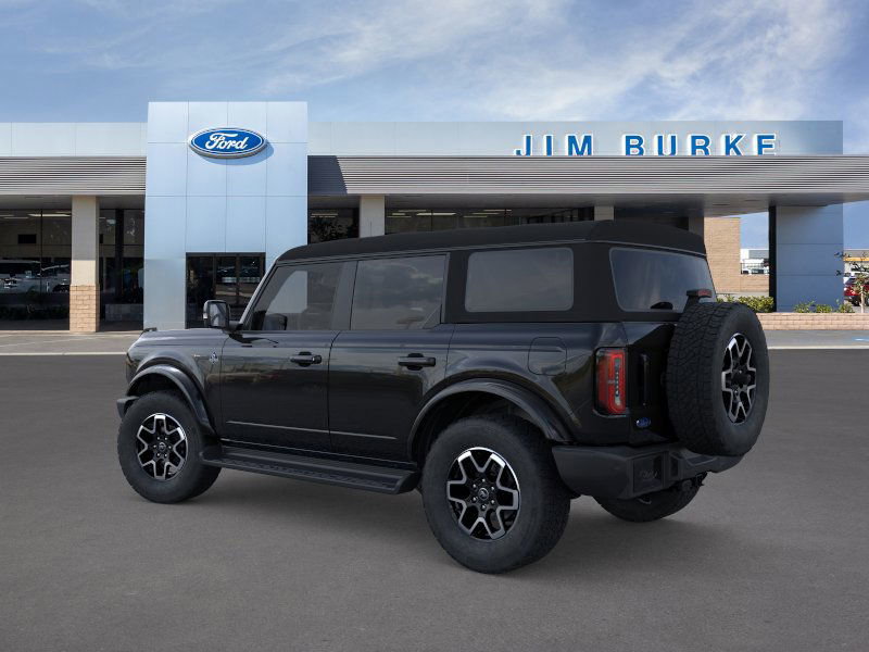 2025 Ford Bronco Outer Banks photo 3