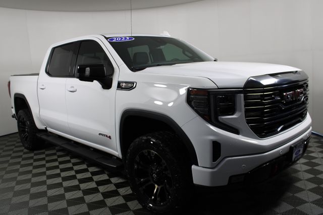 Used 2023 GMC Sierra 1500 AT4 with VIN 1GTUUEELXPZ216434 for sale in Kansas City