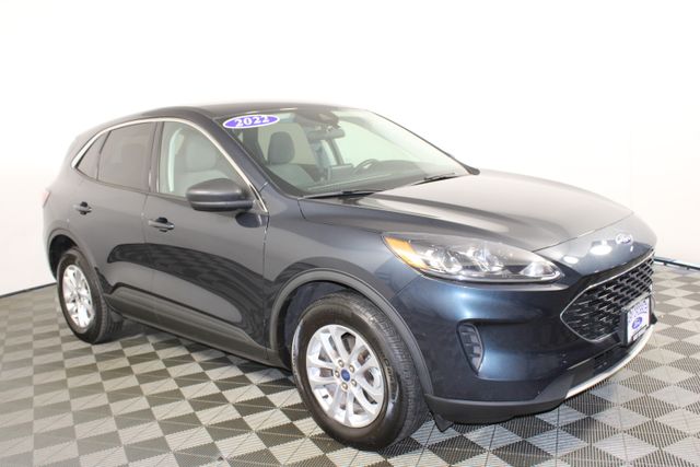 Used 2022 Ford Escape SE with VIN 1FMCU9G6XNUB12378 for sale in Kansas City
