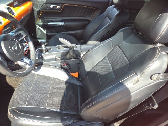 2016 Ford Mustang GT Premium photo 3