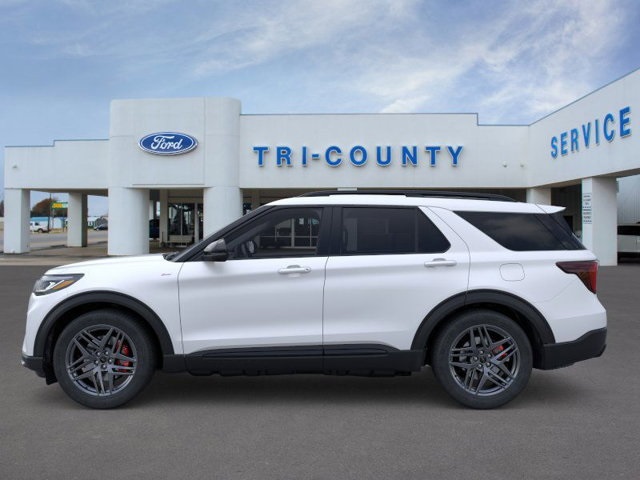 2025 Ford Explorer ST-Line photo 2
