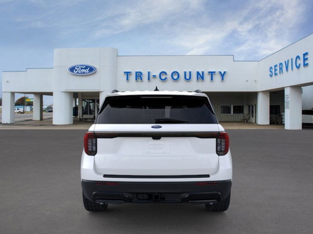 2025 Ford Explorer ST-Line photo 4