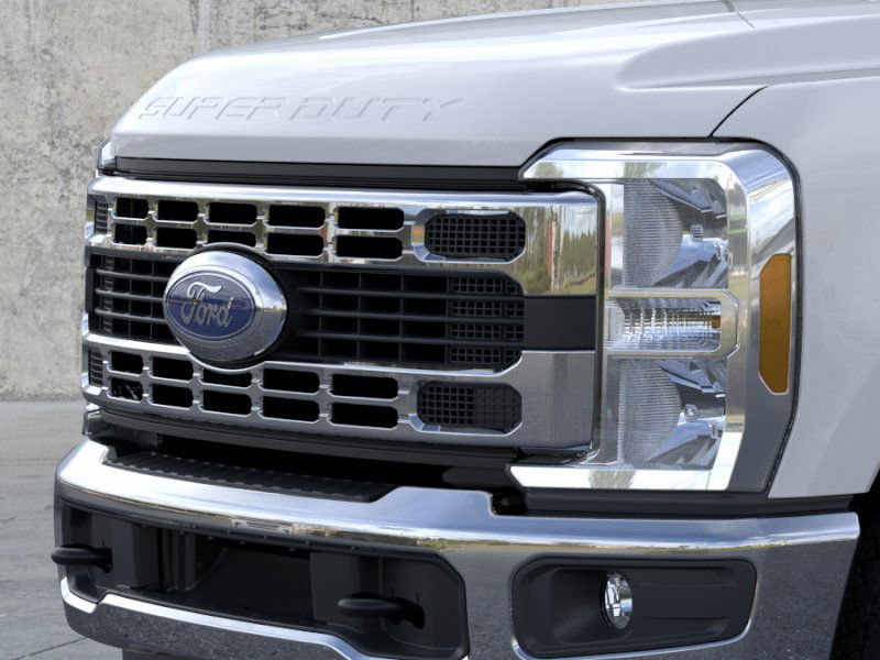 2026 Ford F-350 XLT photo 16