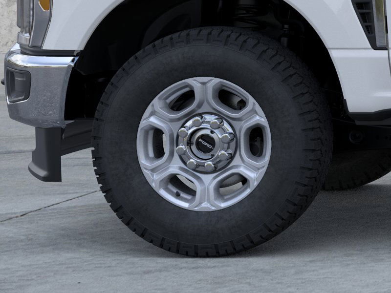 2026 Ford F-350 XLT photo 18