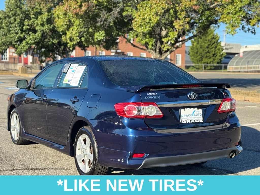 2013 Toyota Corolla S photo 3