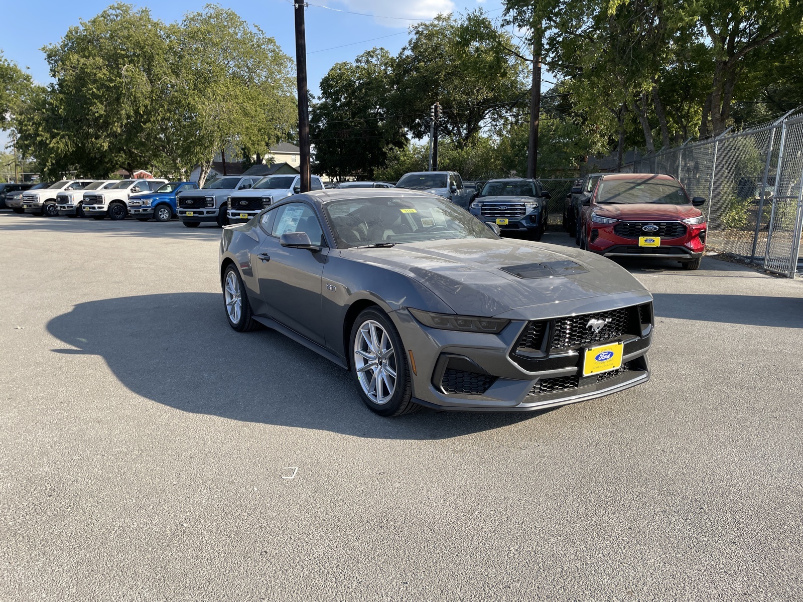 2025 Ford Mustang GT Premium photo 4