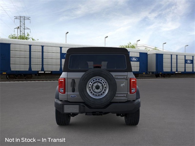2025 Ford Bronco Base photo 5