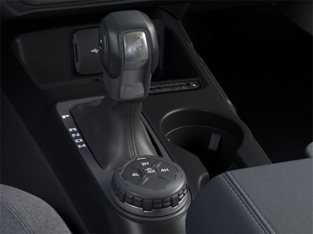 2025 Ford Bronco Base photo 13