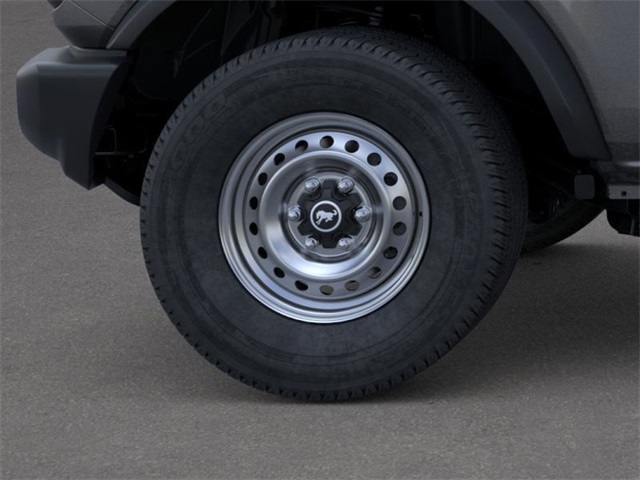 2025 Ford Bronco Base photo 16