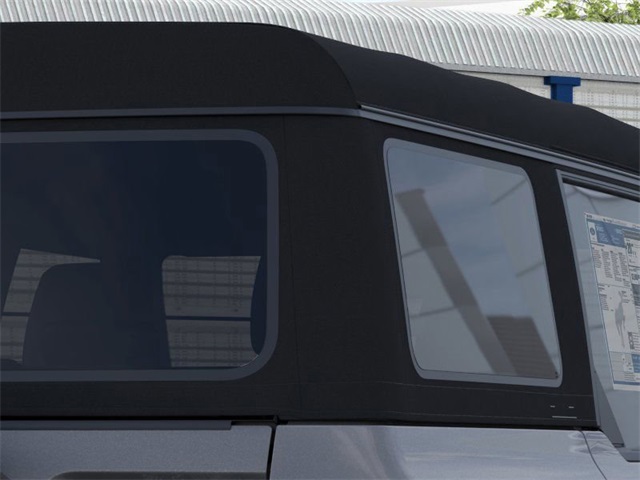 2025 Ford Bronco Base photo 20