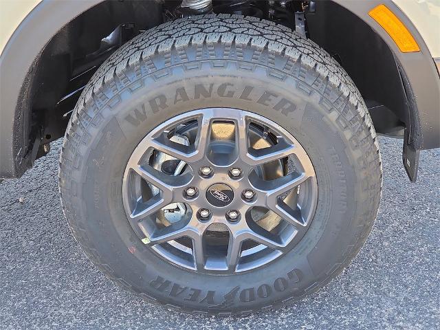 2025 Ford Ranger XLT photo 3