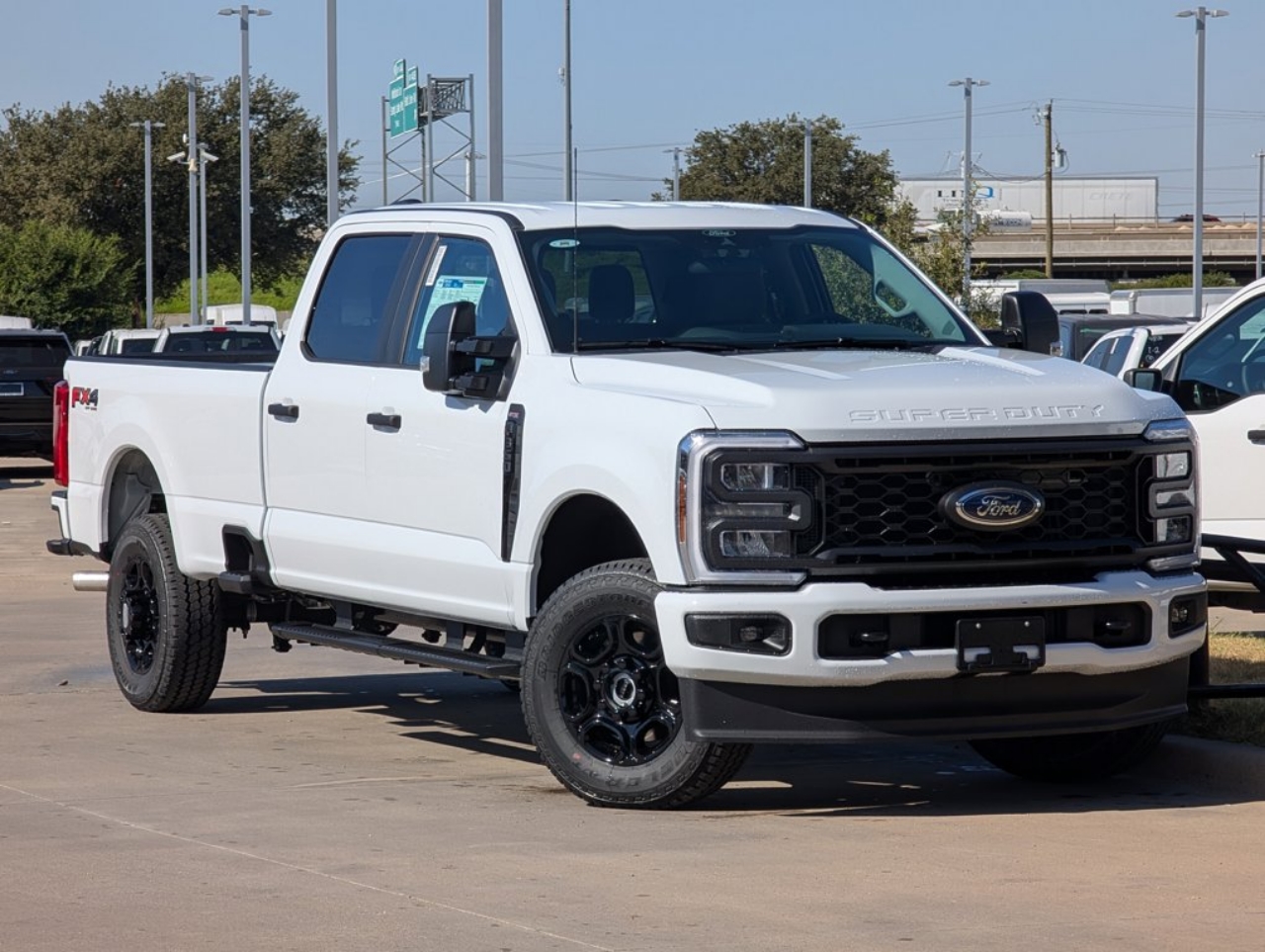 2026 Ford F-350 Super Duty XL's photo