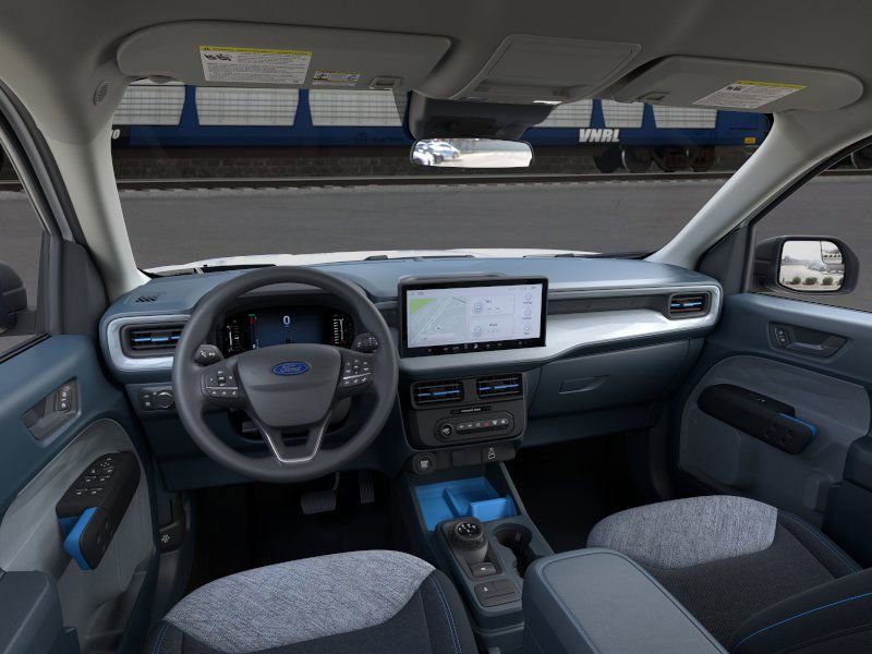 2025 Ford Maverick XLT photo 4