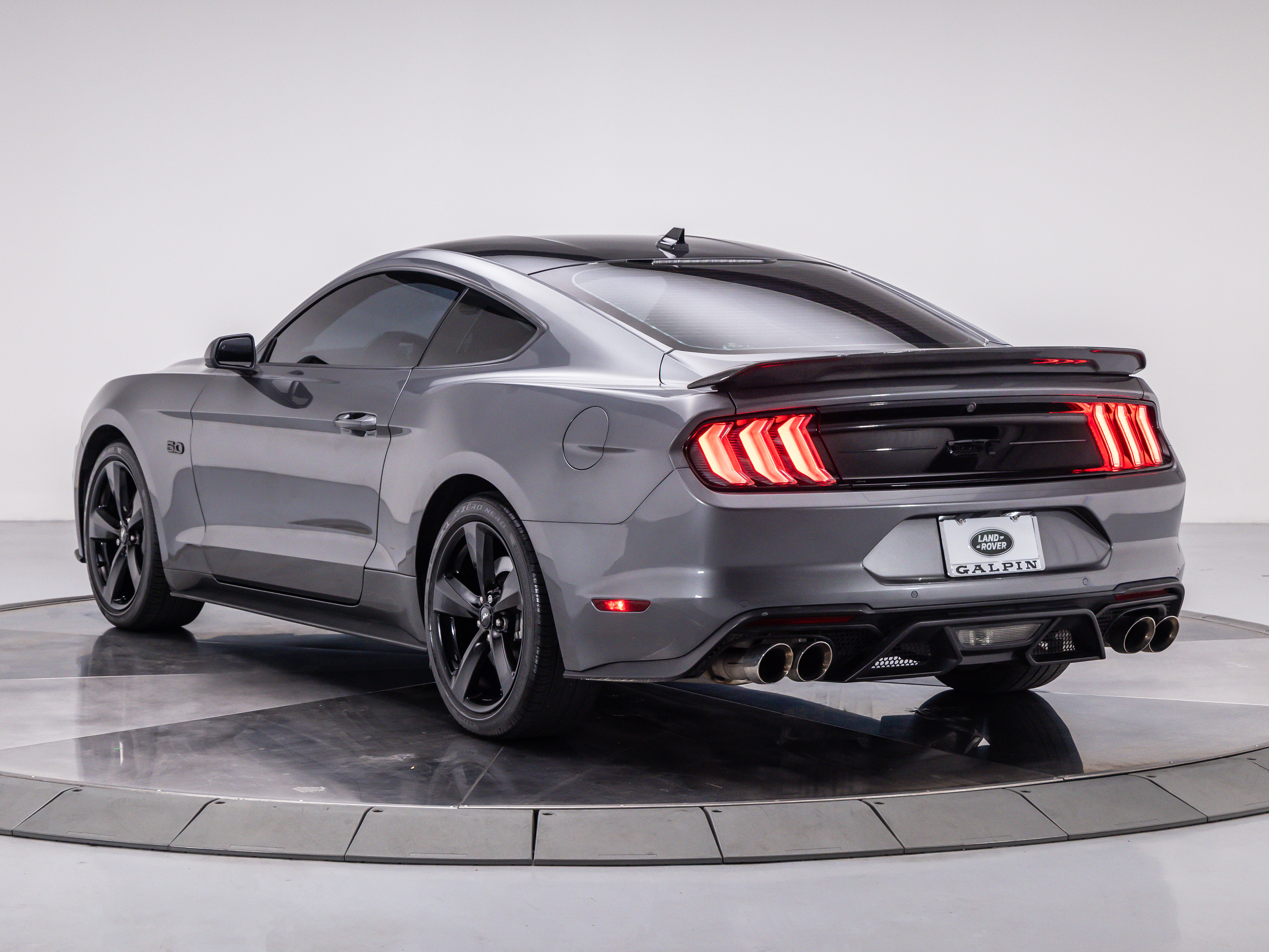 2023 Ford Mustang GT photo 3