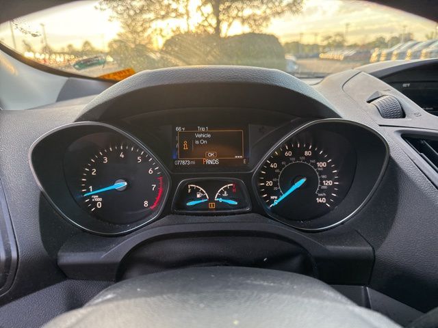 2019 Ford Escape S photo 10