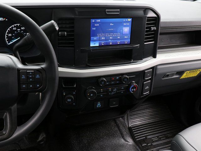 2025 Ford F-450 XL photo 12