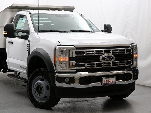 2025 Ford F-450 XL photo 2