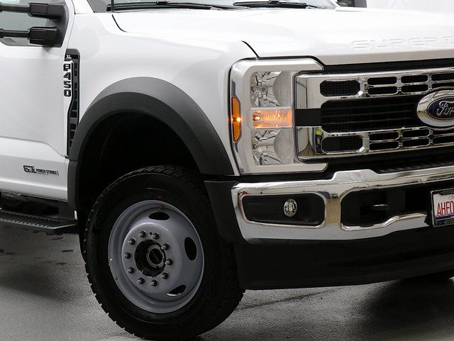 2025 Ford F-450 XL photo 3