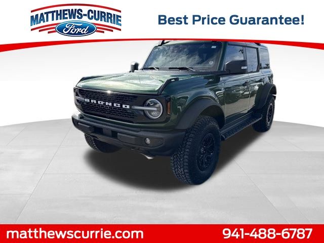 2025 Ford Bronco Outer Banks photo 3
