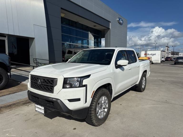 2022 Nissan Frontier SV