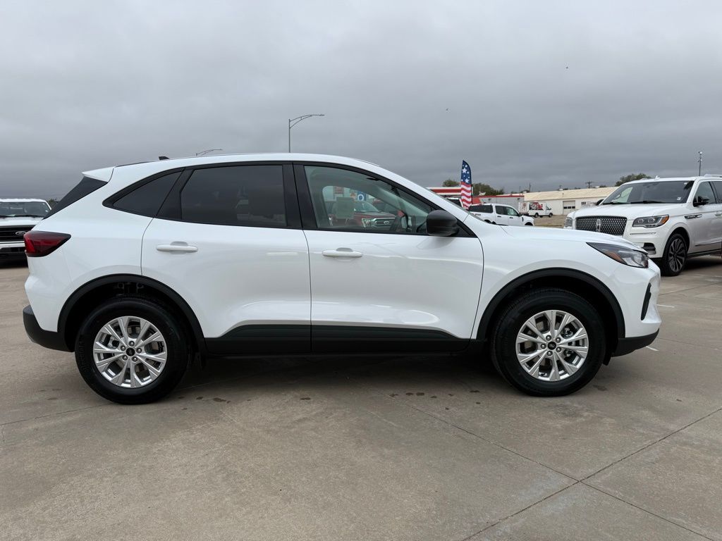 2026 Ford Escape Active photo 4