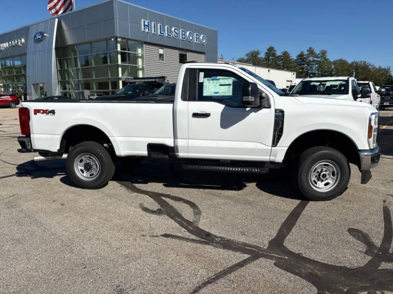 2026 Ford Super Duty F-350 SRW XL