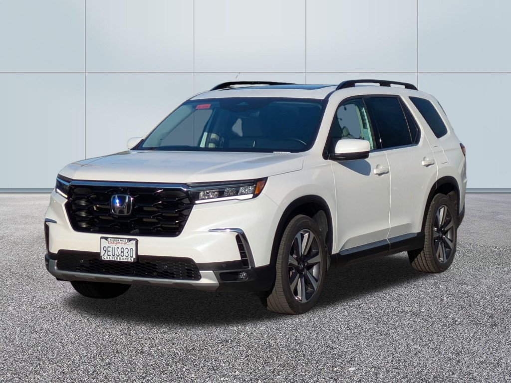 2023 Honda Pilot AWD Elite
