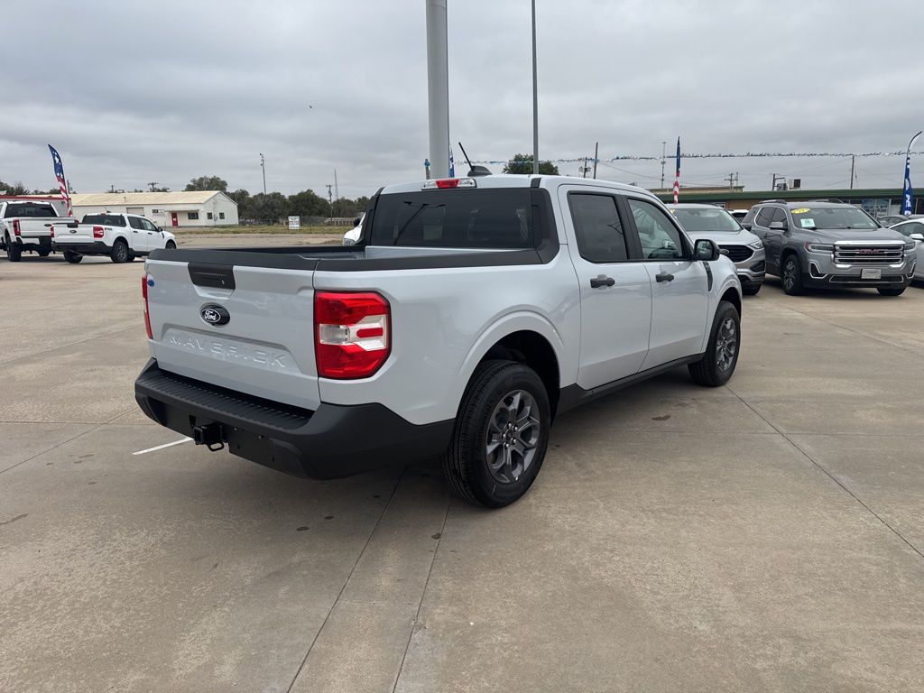 2025 Ford Maverick XLT photo 4
