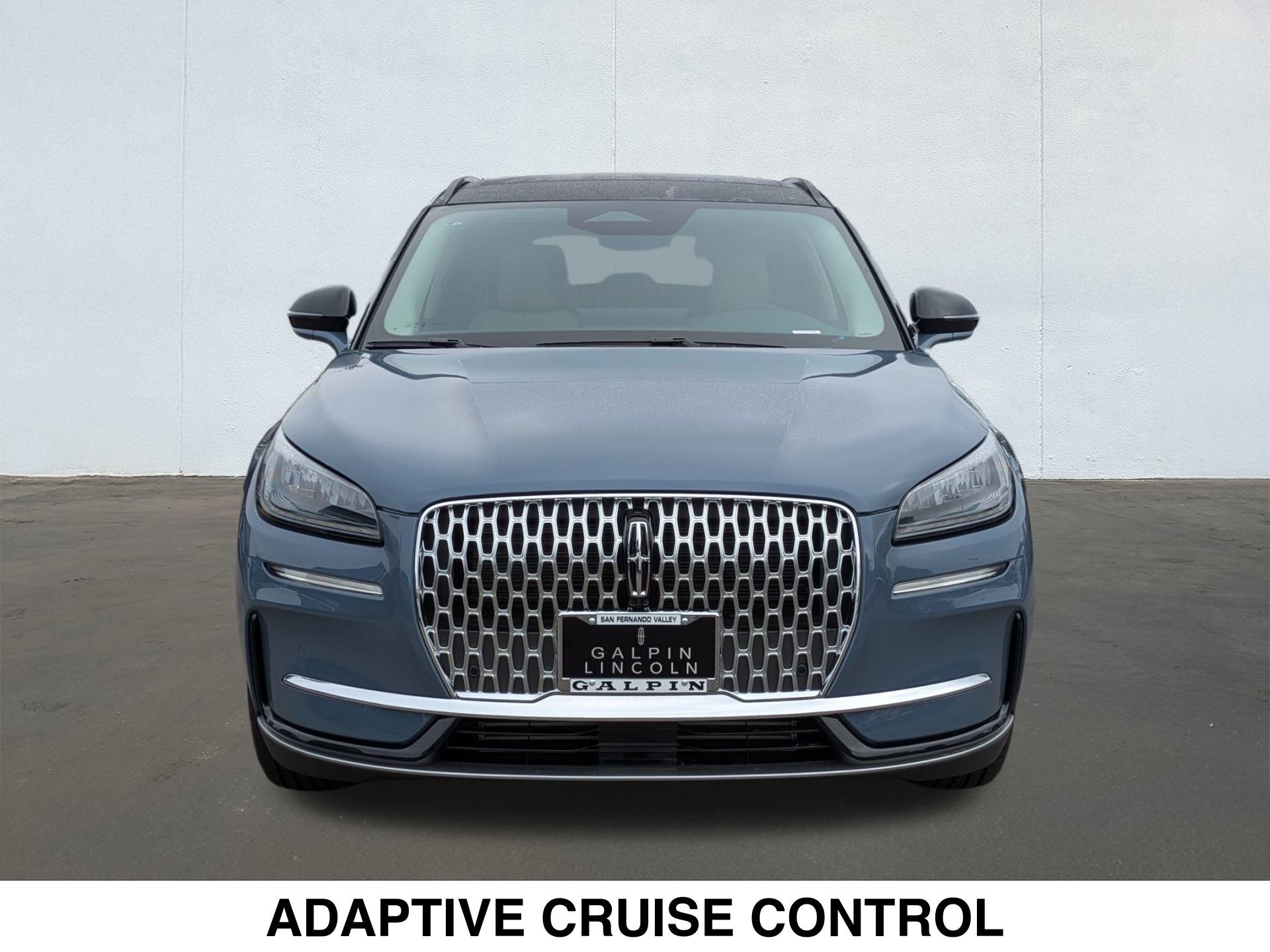 2025 Lincoln Corsair Premiere photo 4