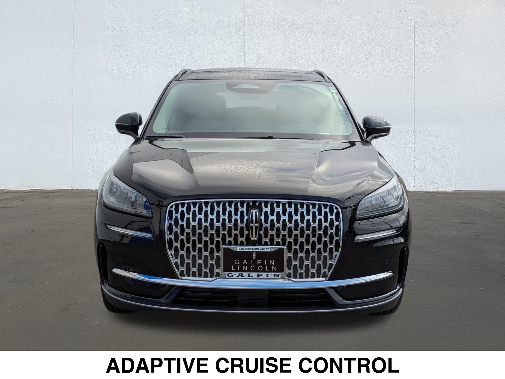2025 Lincoln Corsair Premiere photo 3