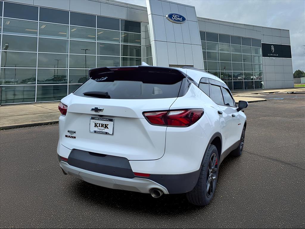 2021 Chevrolet Blazer 3LT photo 2