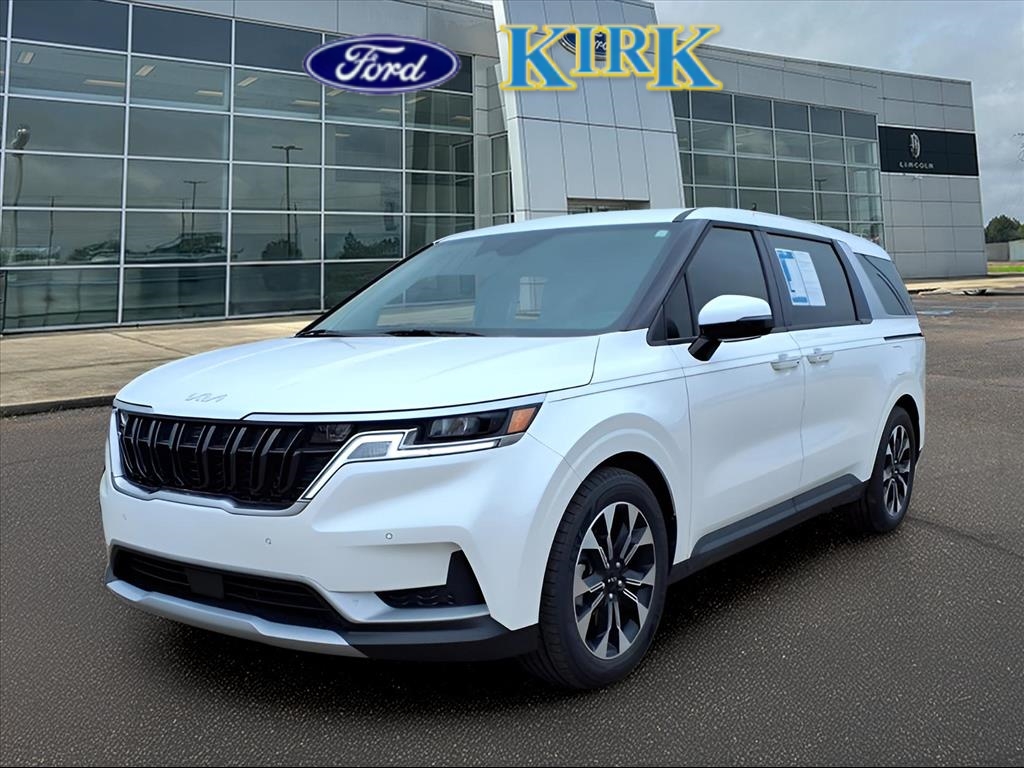 2024 Kia Carnival EX photo 3