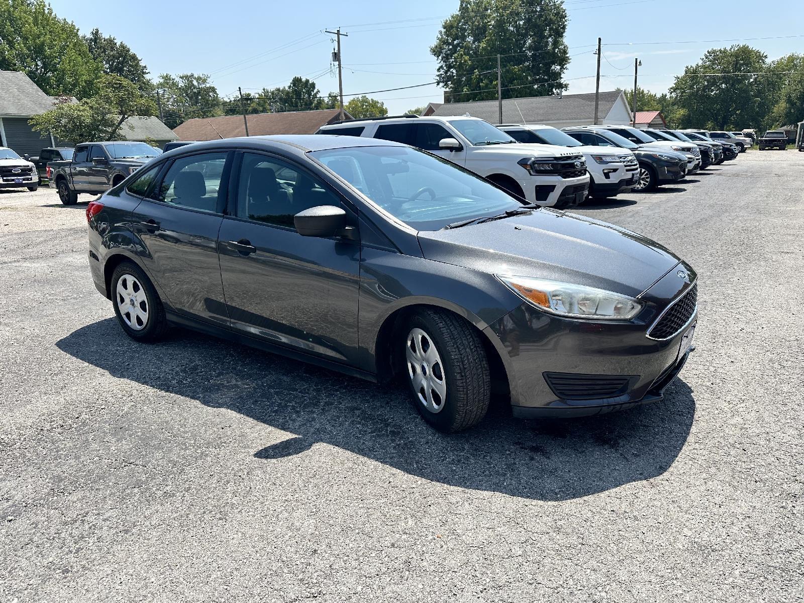 2015 Ford Focus S photo 4