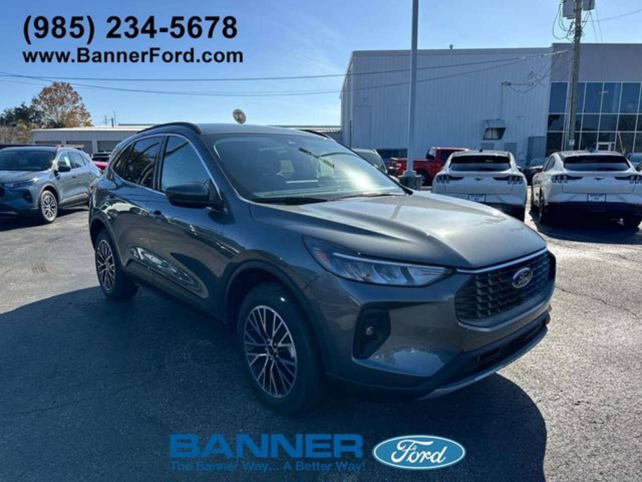 2025 Ford Escape PHEV's photo